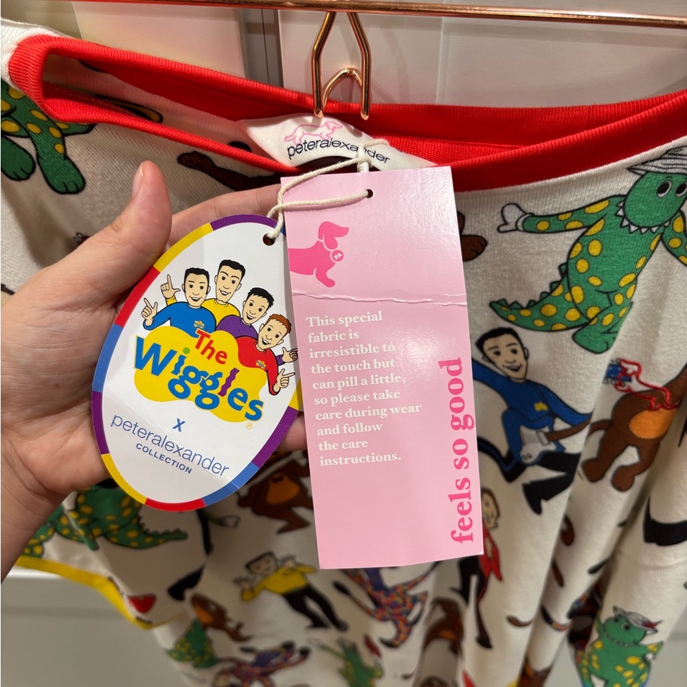 NWT - The Wiggles PJ Set - Picture 5 of 8
